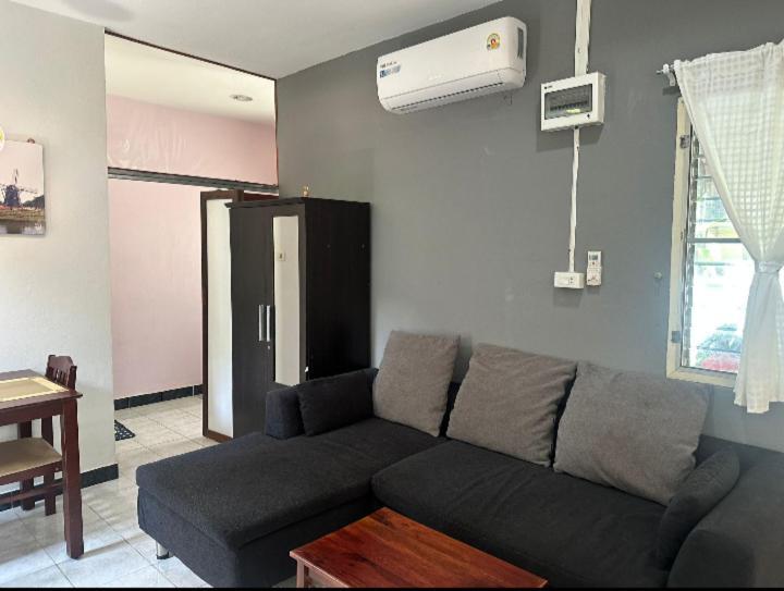 Studio With Aircon N Kitchen Банг Тао Бийч Екстериор снимка