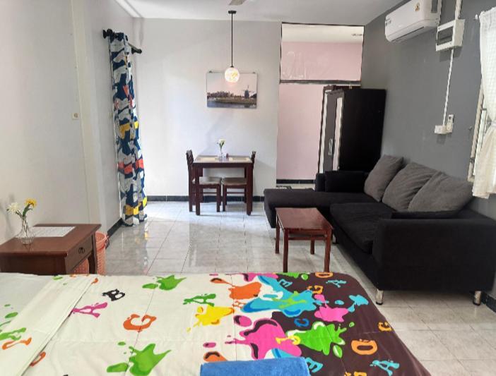 Studio With Aircon N Kitchen Банг Тао Бийч Екстериор снимка